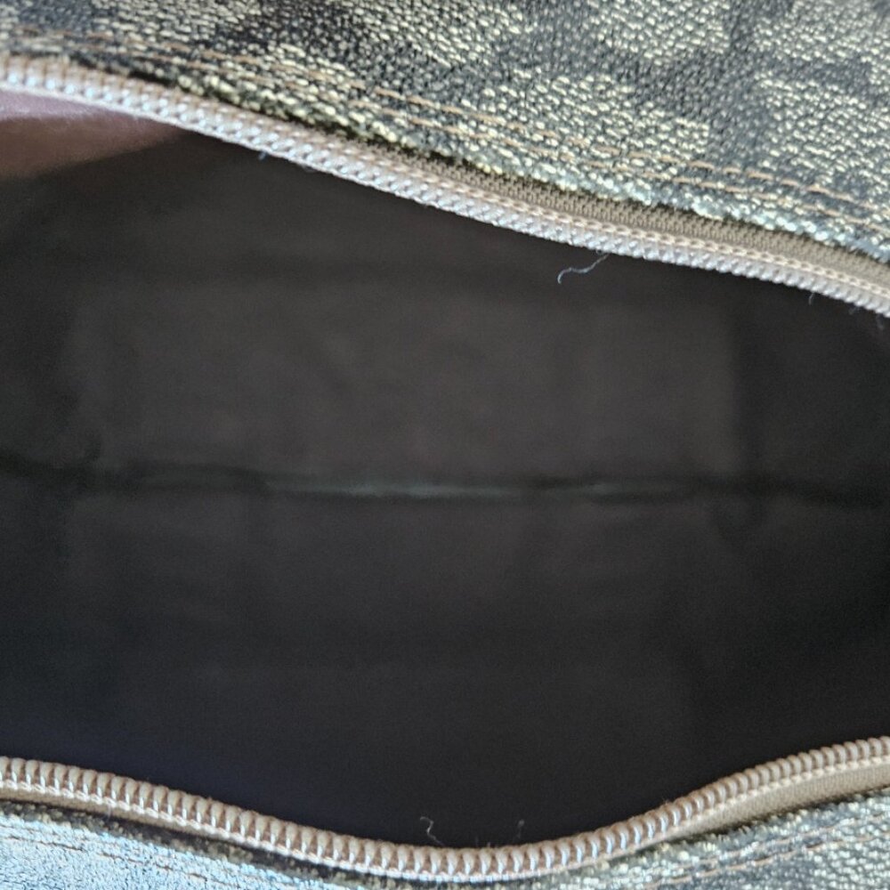 Yves Saint Laurent (YSL) Giraffe Boston Bag - Picture 13 of 14